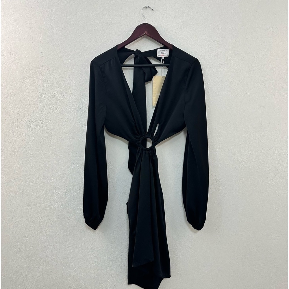 NEW SABO Skirt Cutout Dress in Black - Picture 10 of 11